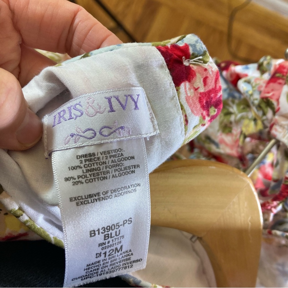 Iris & Ivy Dress - Picture 2 of 5